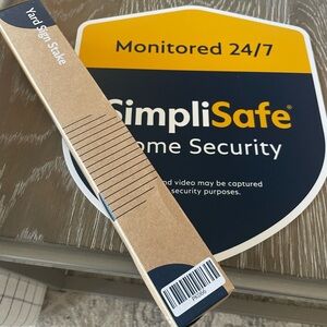 BNIB! New SimpliSafe Yard Sign with BLACK Heavy Duty Stake LATEST COLOR SCHEME!